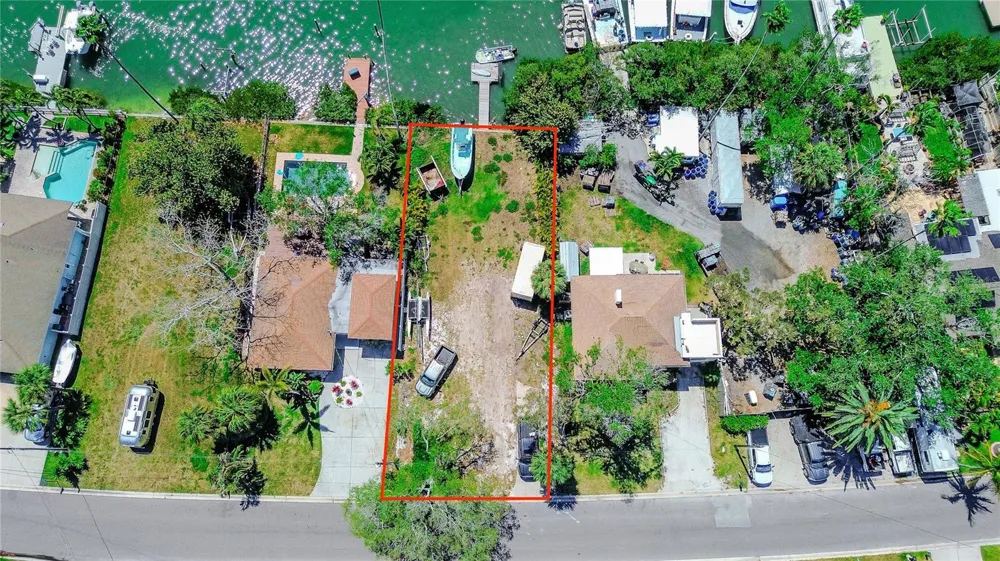 317 12TH AVENUE Indian Rocks Beach, FL 33785