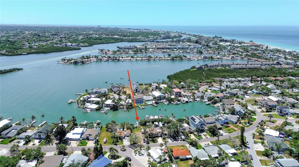 317 12TH AVENUE Indian Rocks Beach, FL 33785
