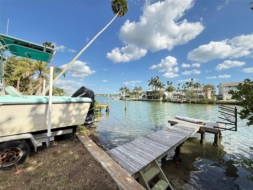 317 12TH AVENUE Indian Rocks Beach, FL 33785