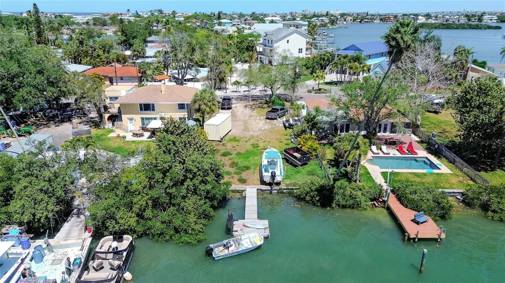 317 12TH AVENUE Indian Rocks Beach, FL 33785