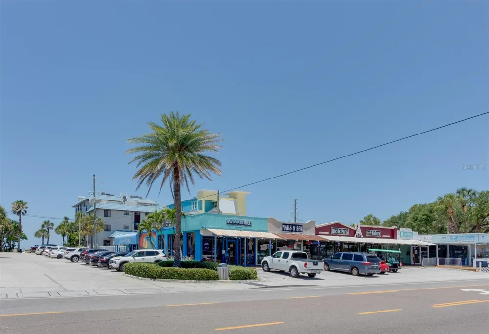 317 12TH AVENUE Indian Rocks Beach, FL 33785
