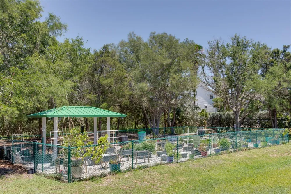 317 12TH AVENUE Indian Rocks Beach, FL 33785