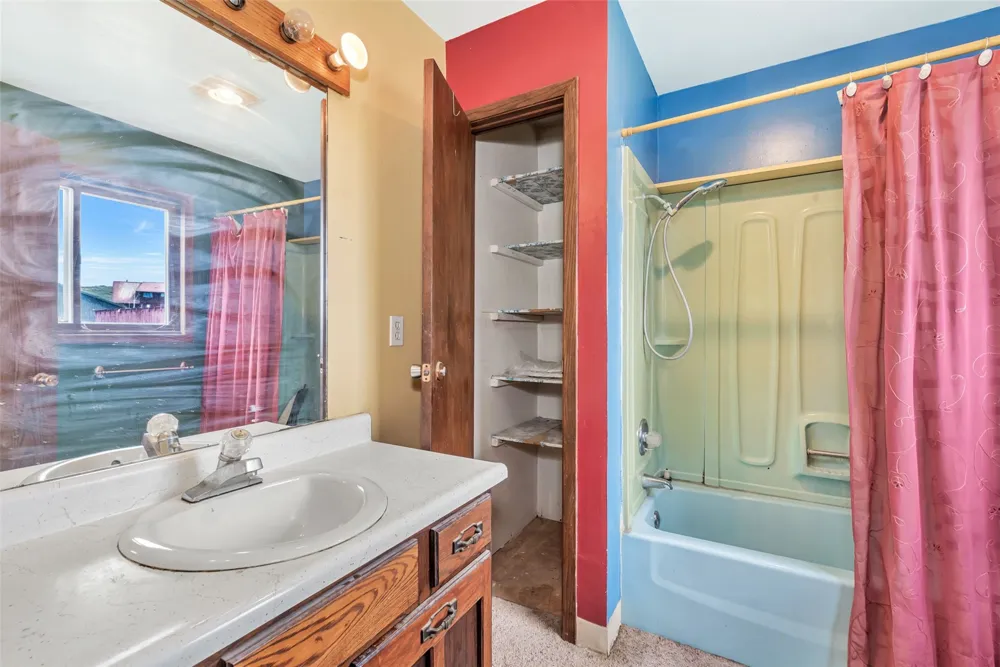 42855 County Road 76 Hayden, CO 81639