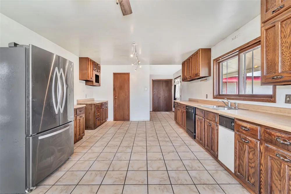 42855 County Road 76 Hayden, CO 81639