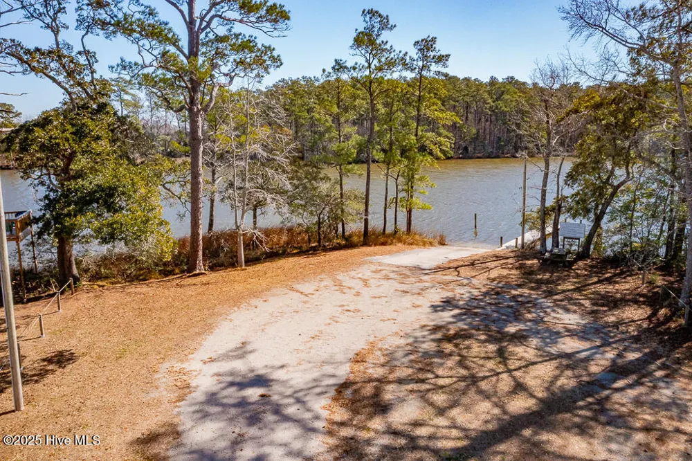 145 Heron Drive Havelock, NC 28532