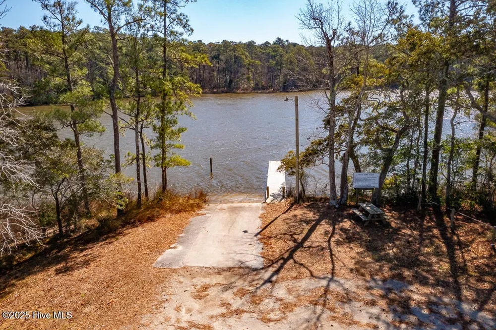 145 Heron Drive Havelock, NC 28532