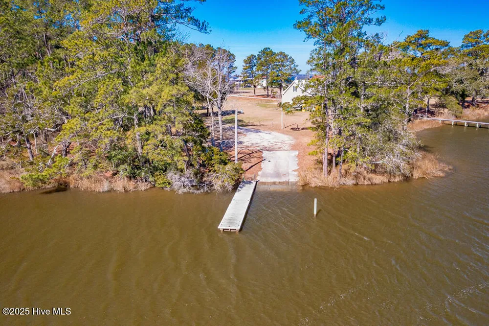 145 Heron Drive Havelock, NC 28532