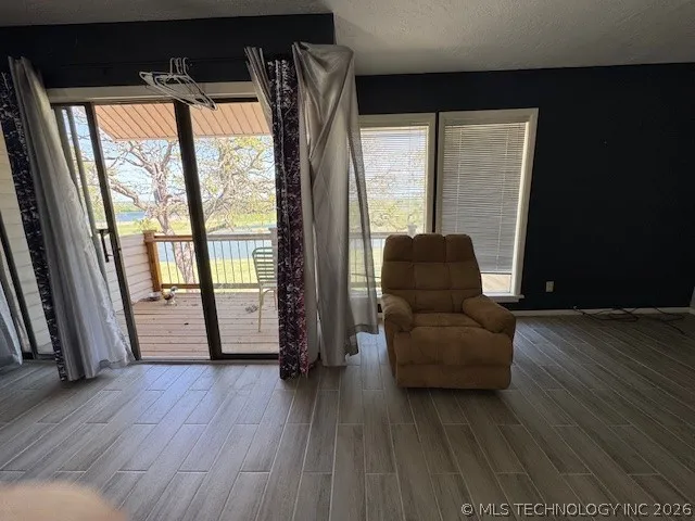 131 Falconhead #B Burneyville, OK 73430