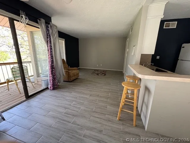 131 Falconhead #B Burneyville, OK 73430