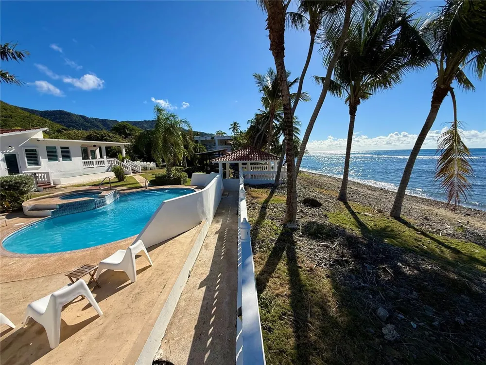 Carr #3 BEACH FRONT GUEST HOUSE Patillas, PR 00723