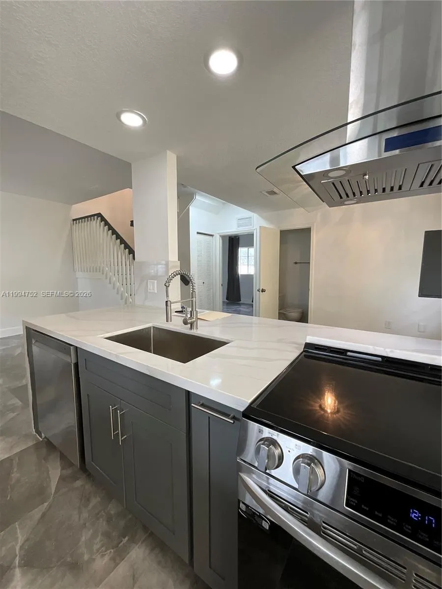 435 NW 19th Ln #19 Miami, FL 33136