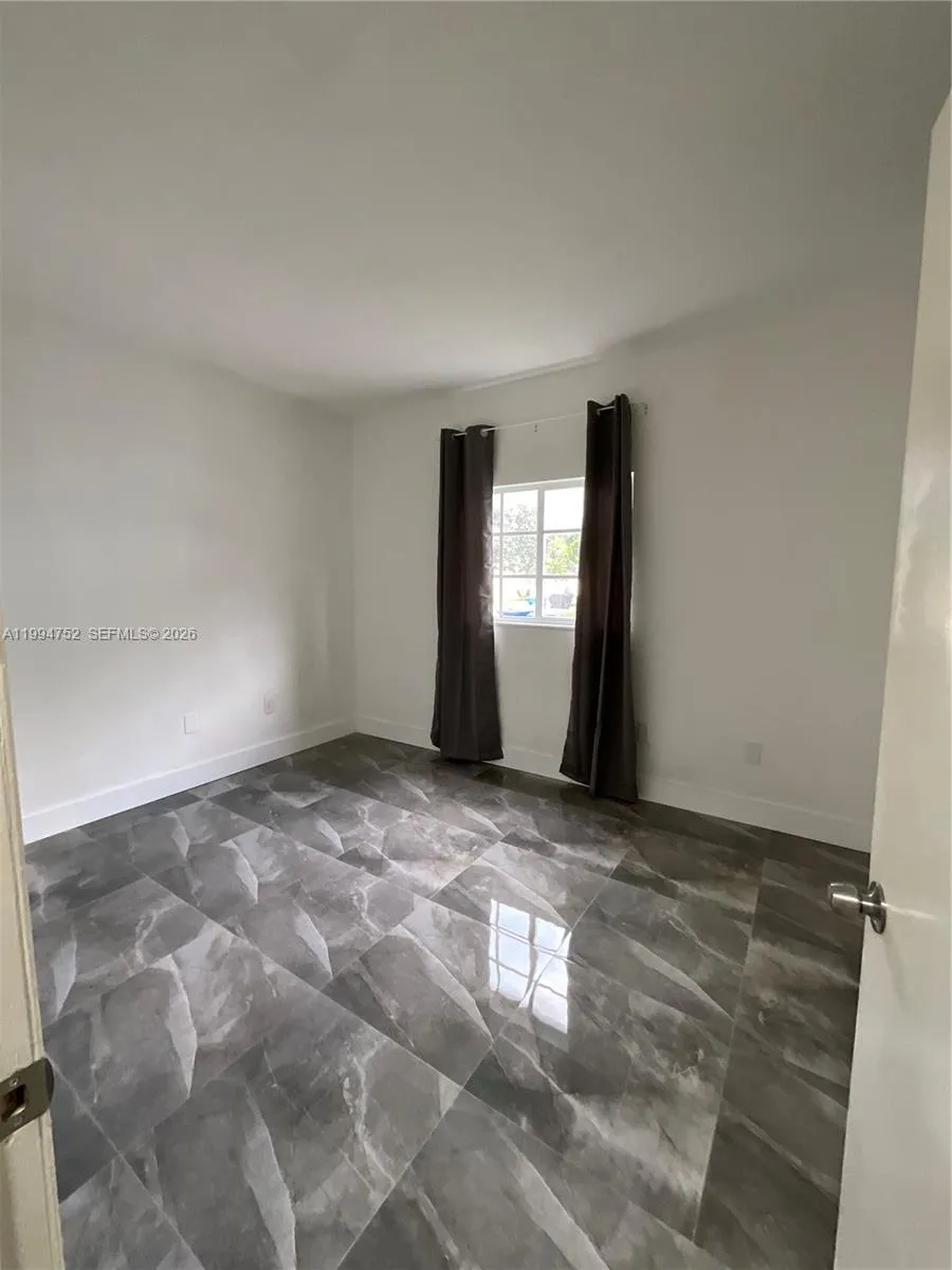 435 NW 19th Ln #19 Miami, FL 33136