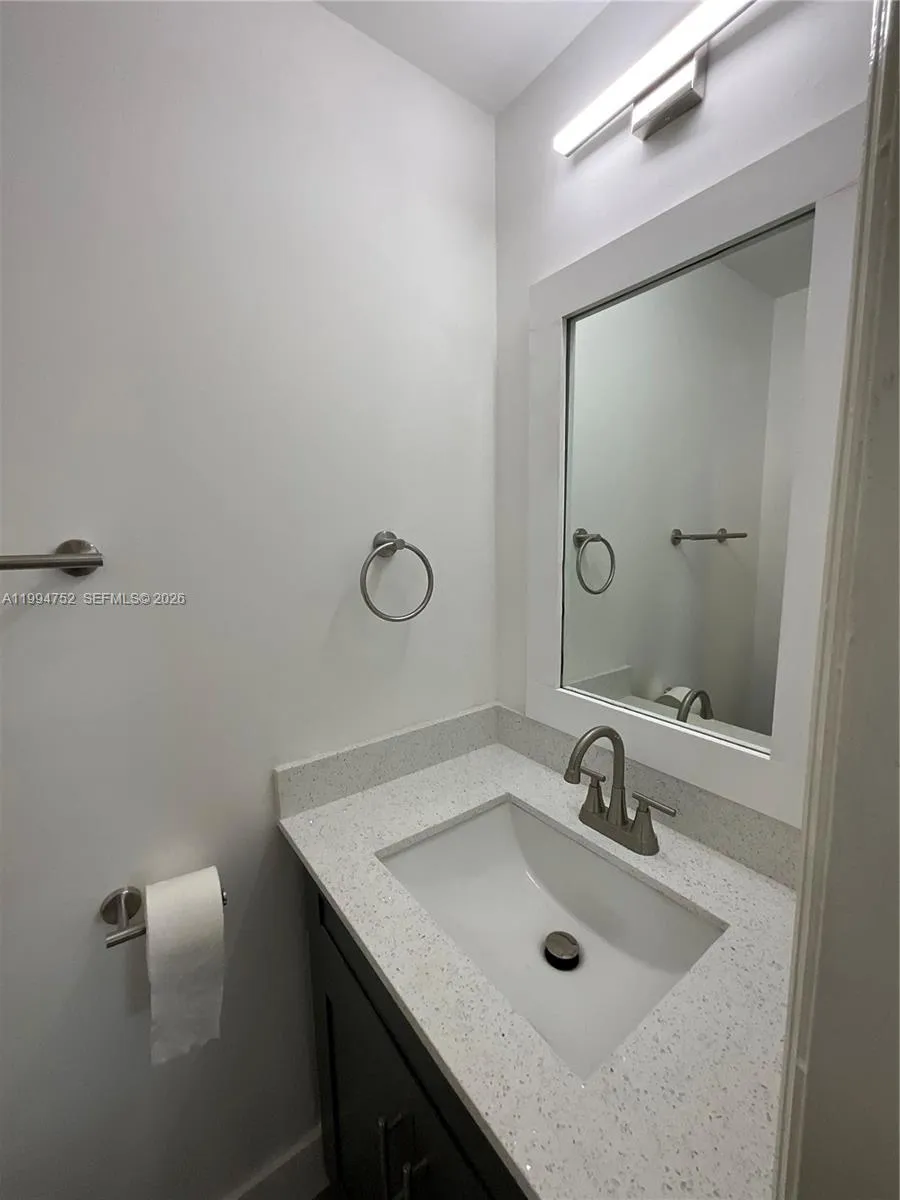 435 NW 19th Ln #19 Miami, FL 33136