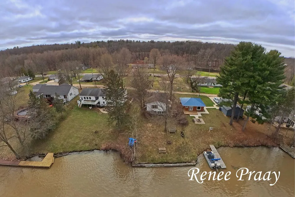 3511 Lake Allegan Drive Allegan Township, MI 49010