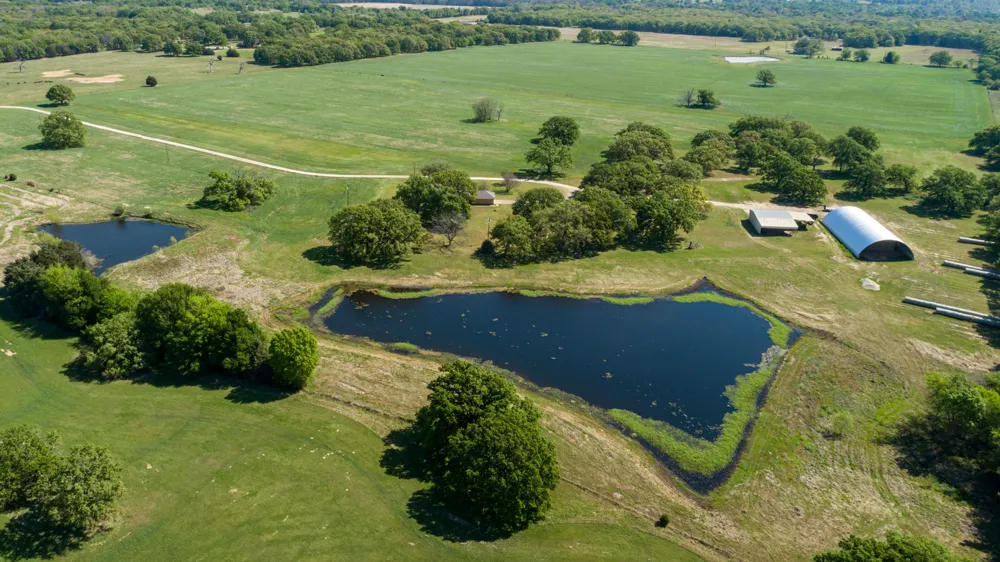 9390 County Road 4028 Kemp, TX 75143