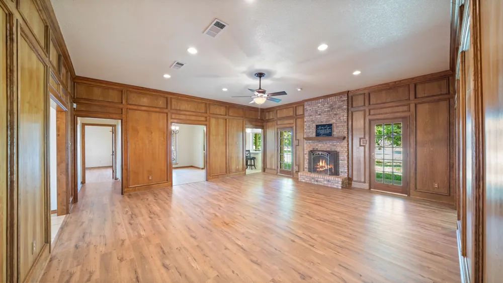 9390 County Road 4028 Kemp, TX 75143