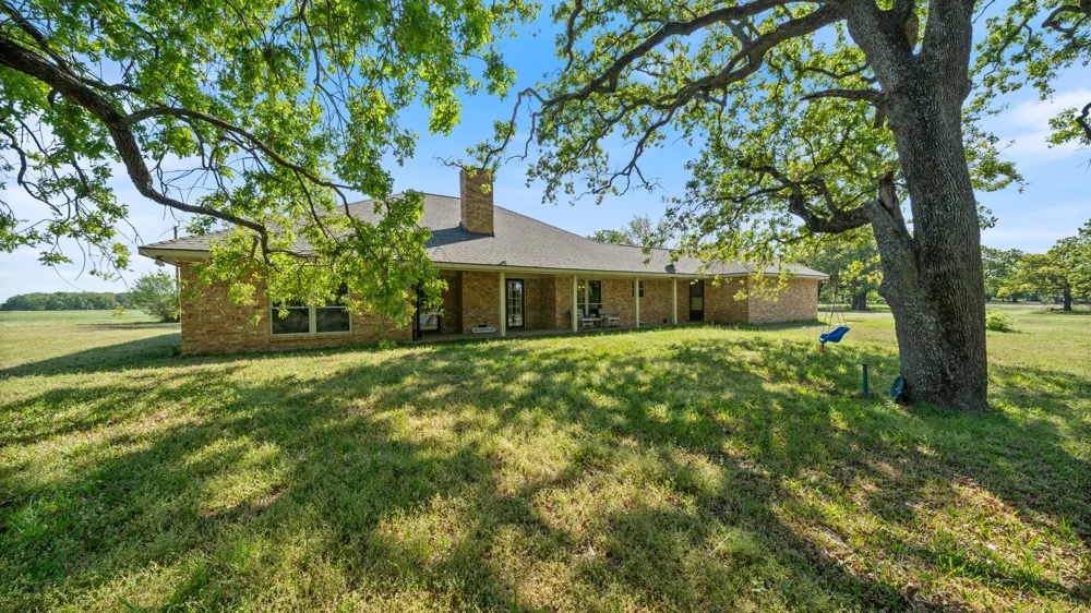 9390 County Road 4028 Kemp, TX 75143