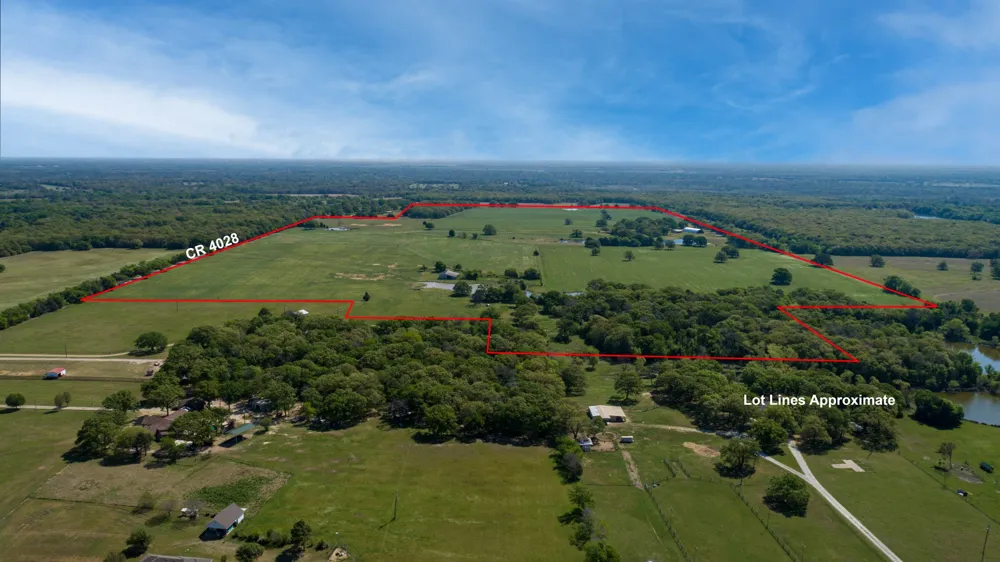 9390 County Road 4028 Kemp, TX 75143