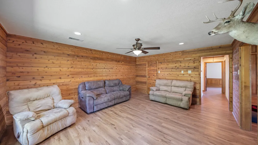 9390 County Road 4028 Kemp, TX 75143