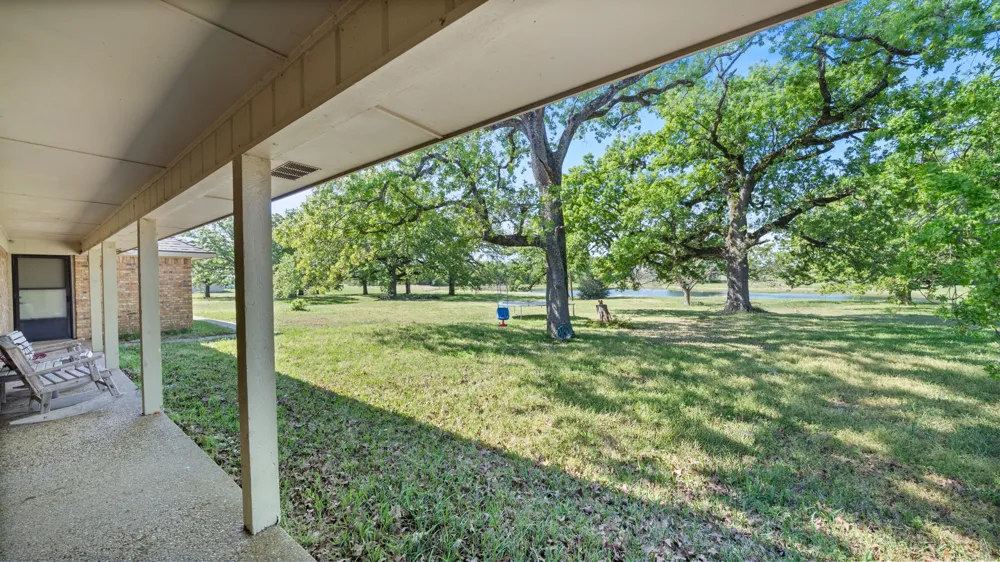 9390 County Road 4028 Kemp, TX 75143