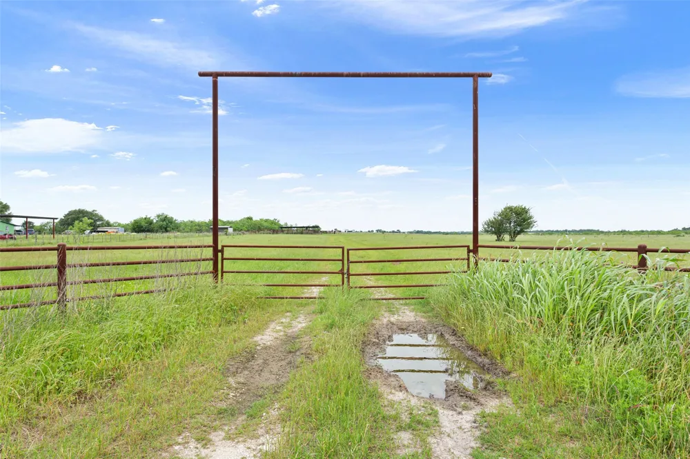 Hwy 14 S Groesbeck, TX 76642
