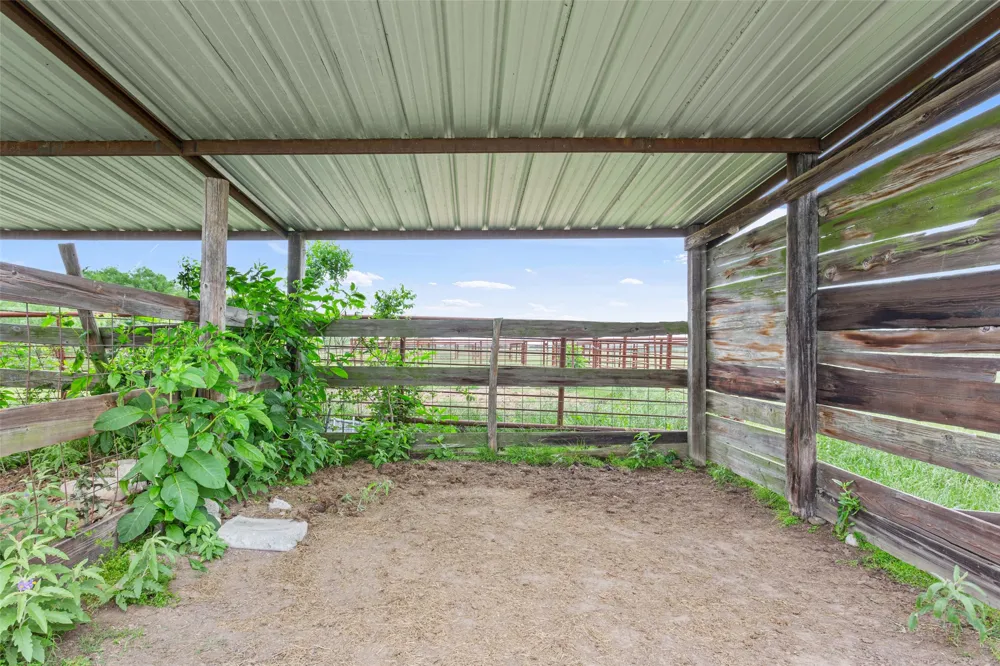 Hwy 14 S Groesbeck, TX 76642