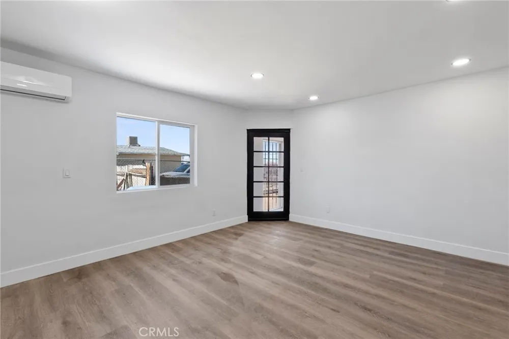 25441 W Main Barstow, CA 92311