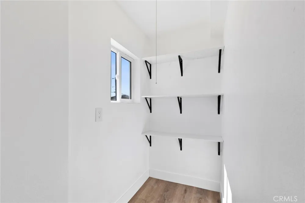 25441 W Main Barstow, CA 92311