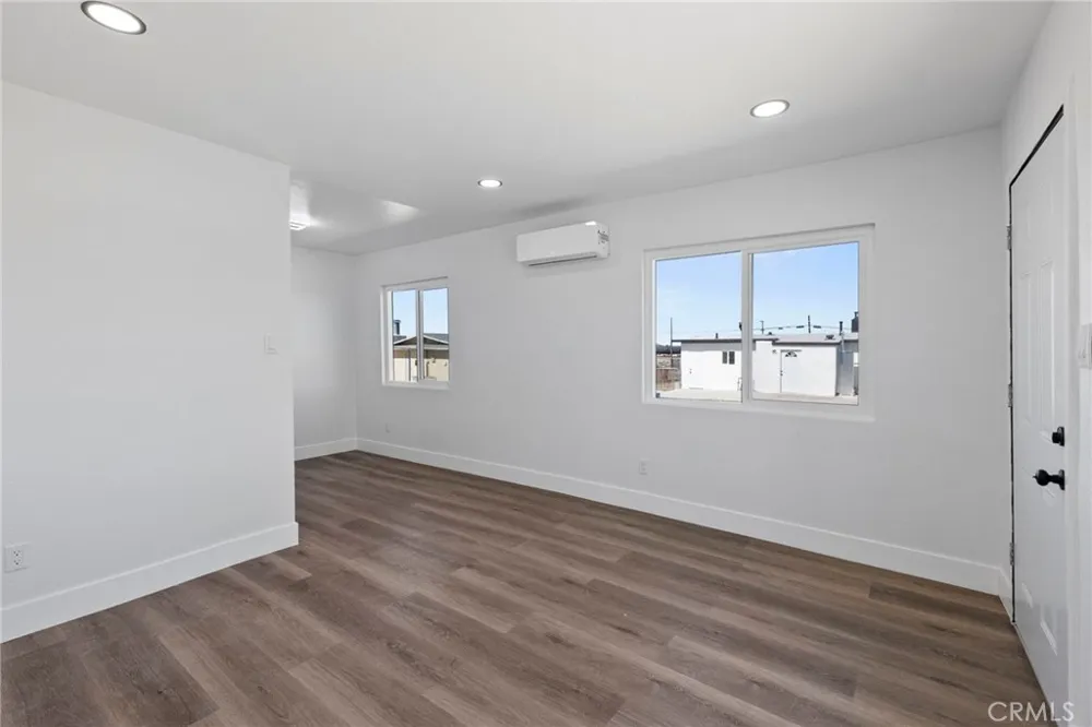 25441 W Main Barstow, CA 92311