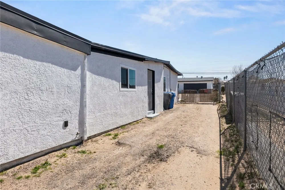 25441 W Main Barstow, CA 92311