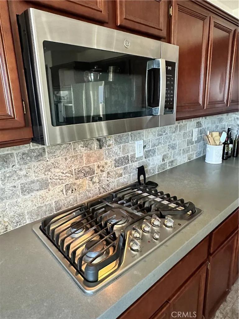 31954 Flowerhill Drive Lake Elsinore, CA 92532