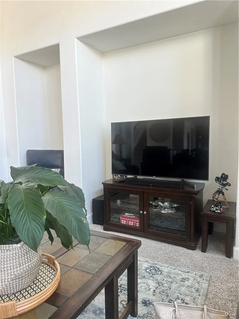31954 Flowerhill Drive Lake Elsinore, CA 92532