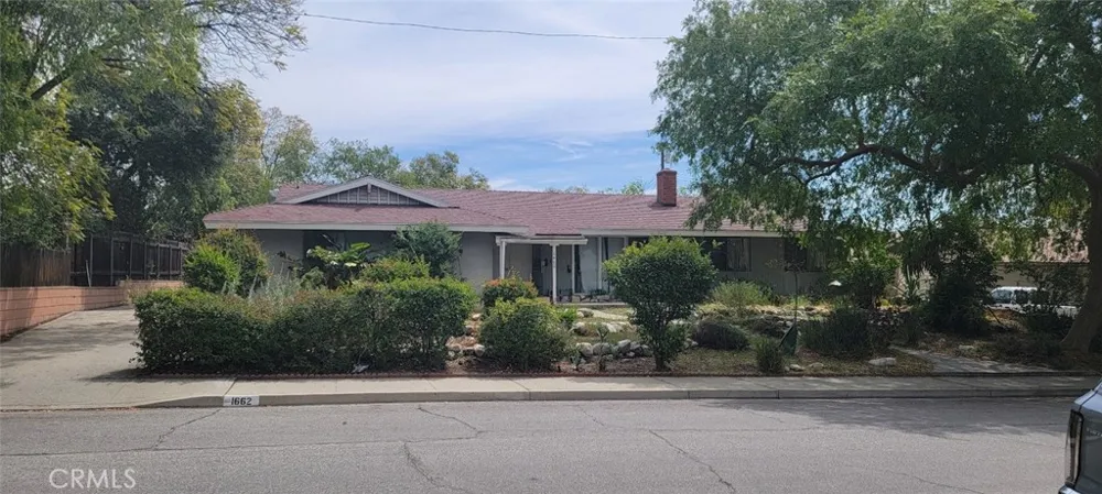 1662 Denver Claremont, CA 91711