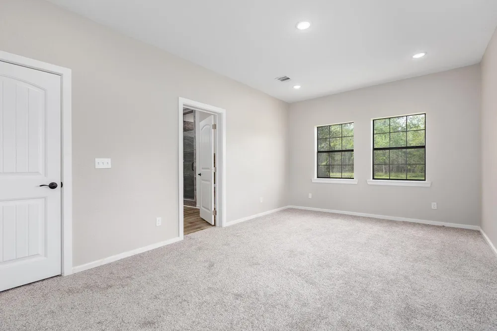 1331 County Road 2071 Hull, TX 77564