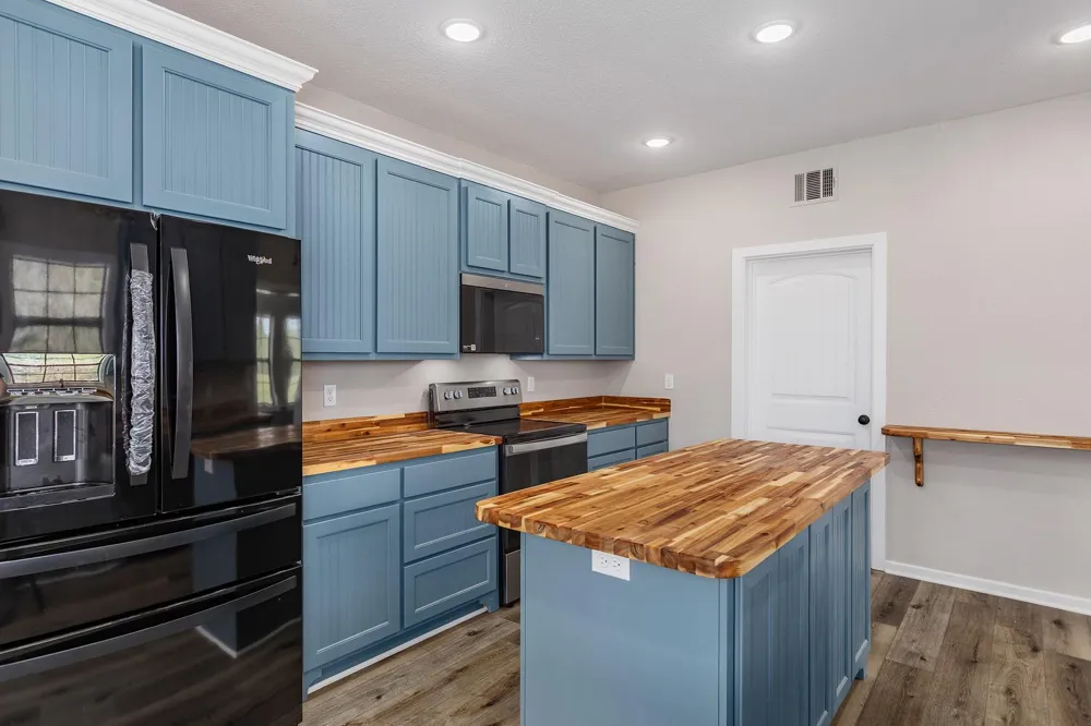 1331 County Road 2071 Hull, TX 77564