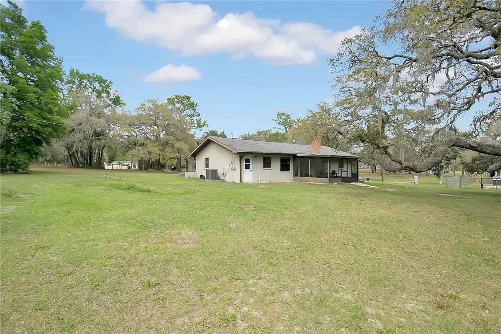 3116 E BUCK Inverness, FL 34452