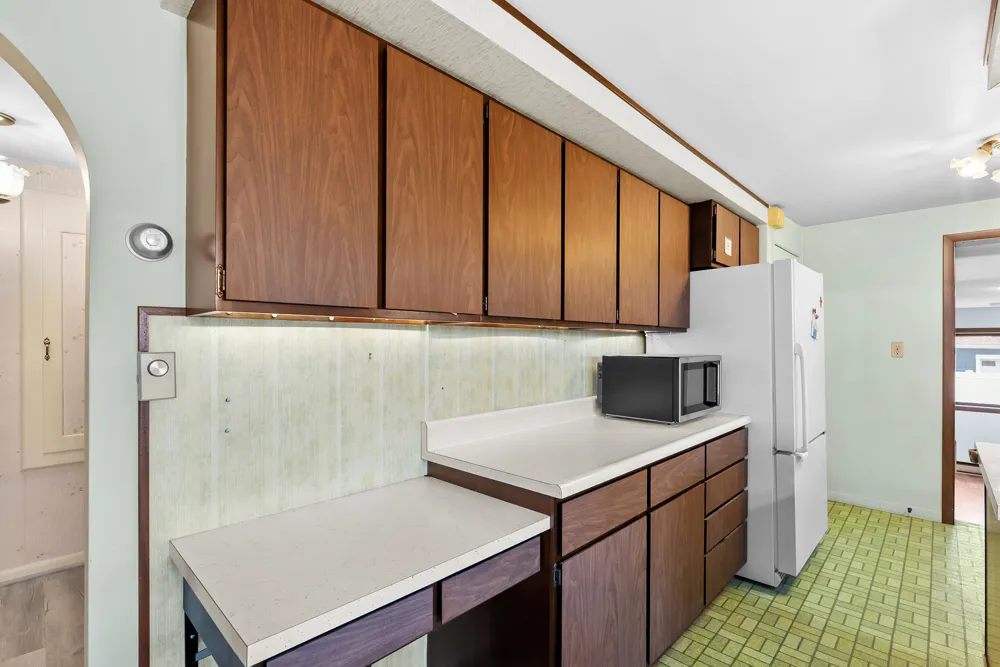 5844 S Scottdale Road Berrien Springs, MI 49103