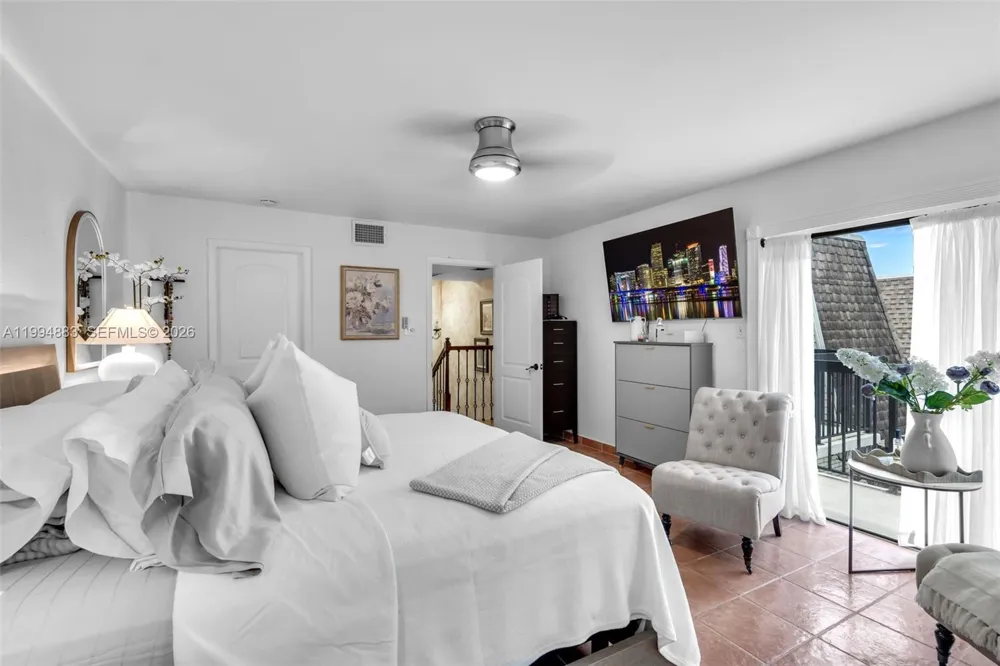 8106 SW 23rd St #28A North Lauderdale, FL 33068