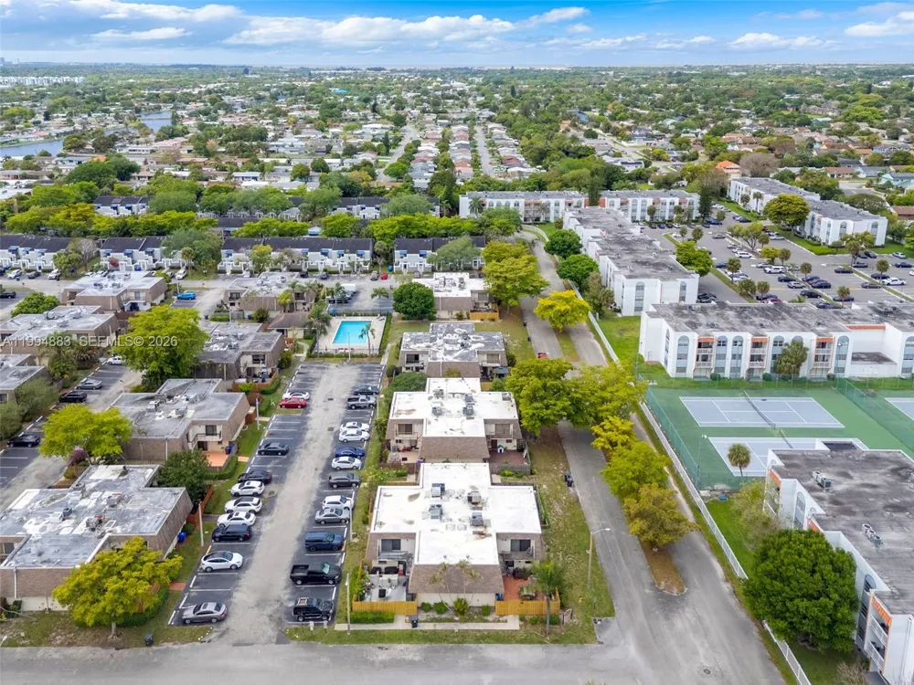 8106 SW 23rd St #28A North Lauderdale, FL 33068