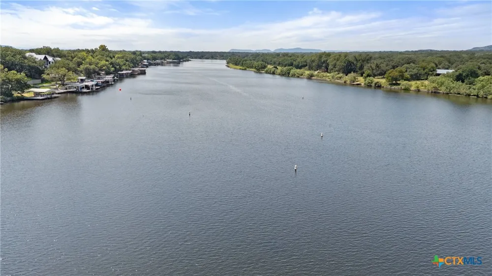 302 Seneca Drive Burnet, TX 78611