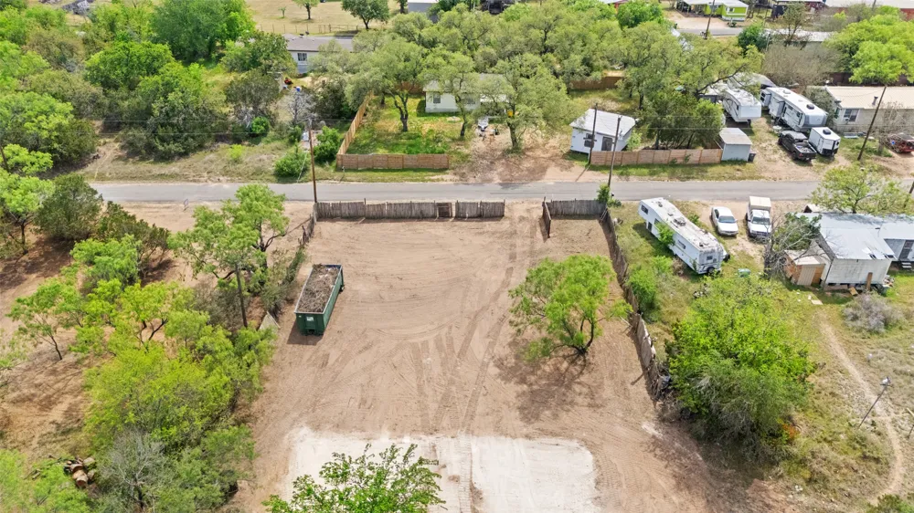 302 Seneca Drive Burnet, TX 78611