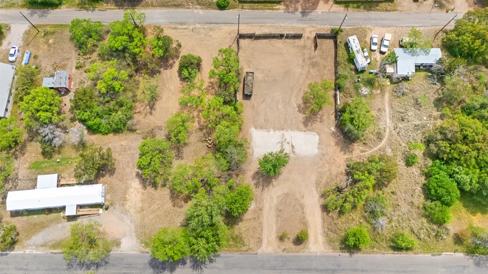 302 Seneca Drive Burnet, TX 78611