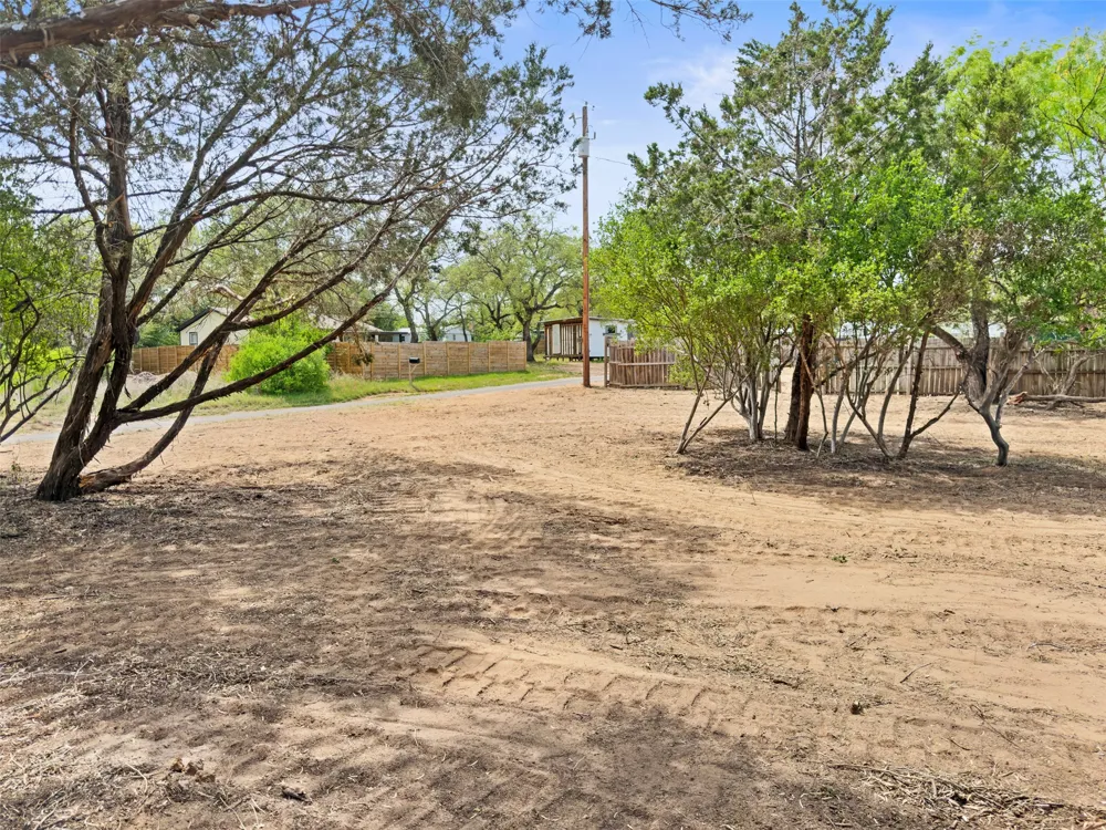 296 Seneca Drive Burnet, TX 78611