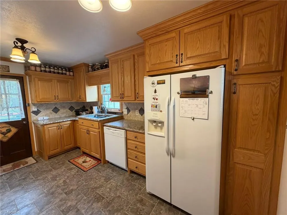 130 Winchester Drive King, NC 27021