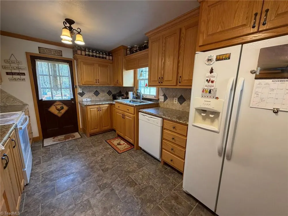 130 Winchester Drive King, NC 27021