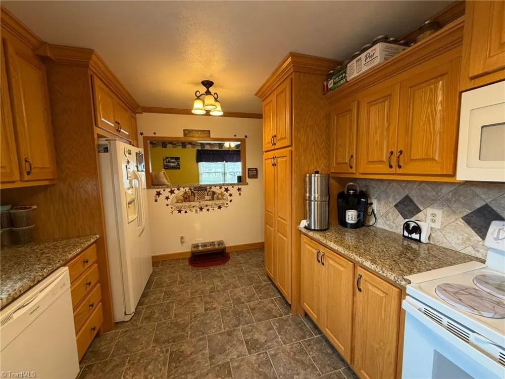 130 Winchester Drive King, NC 27021
