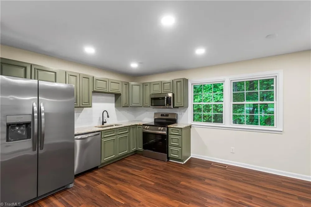 6200 Ridge Road Tobaccoville, NC 27050