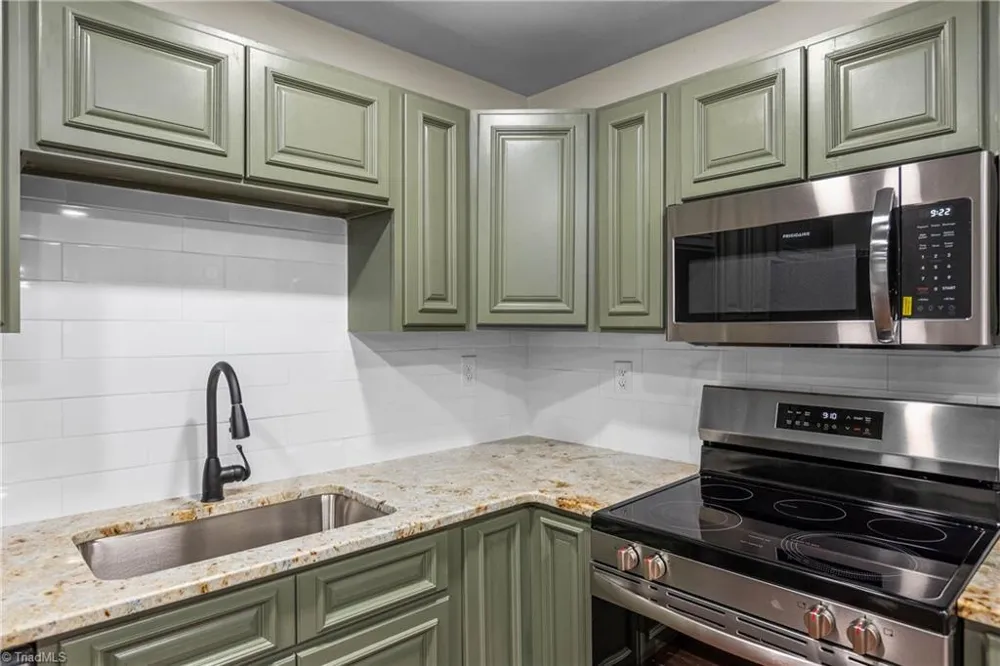 6200 Ridge Road Tobaccoville, NC 27050