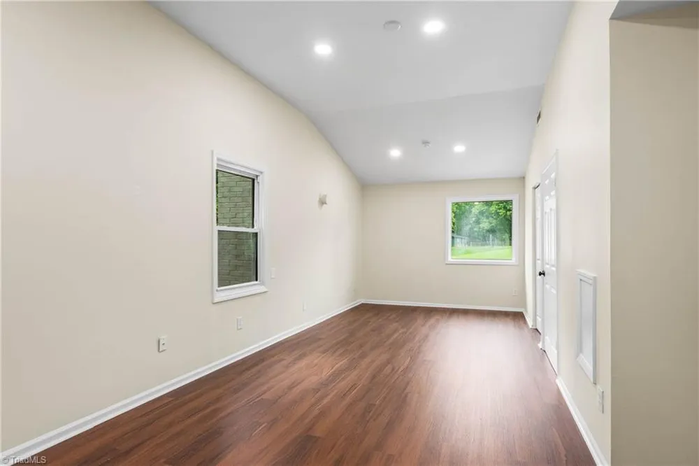6200 Ridge Road Tobaccoville, NC 27050