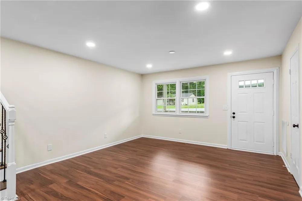 6200 Ridge Road Tobaccoville, NC 27050
